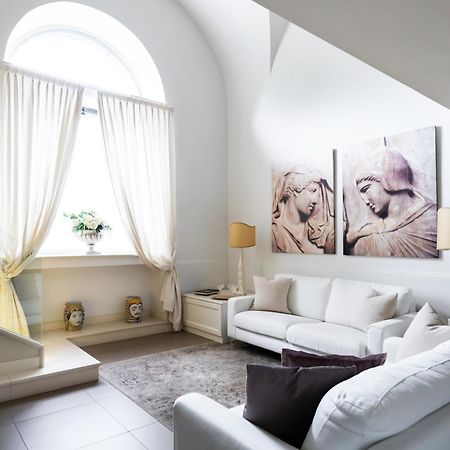 B Sicilian Charming Stay - Luxury Loft Katania Zewnętrze zdjęcie